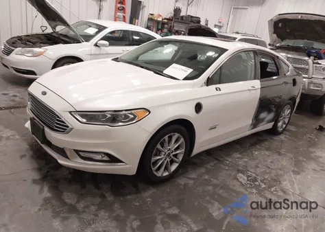 2017 Ford Fusion Energi Se Luxury из США, поврежденный, VIN 3FA6P0PU6HR352693
